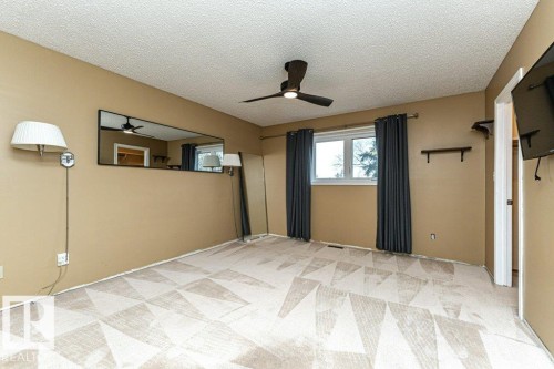 9717 85A Street, Fort Saskatchewan, AB - Indoor Photo Showing Other Room