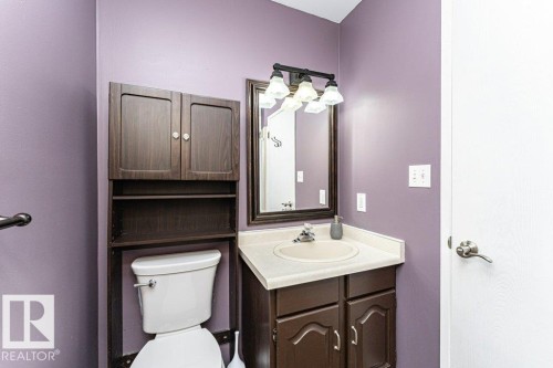 9717 85A Street, Fort Saskatchewan, AB - Indoor Photo Showing Bathroom