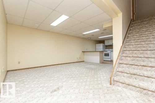 9717 85A Street, Fort Saskatchewan, AB - Indoor