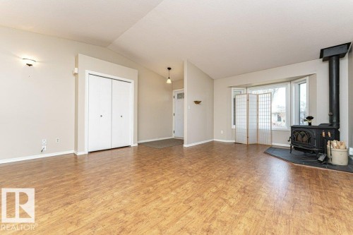 9717 85A Street, Fort Saskatchewan, AB - Indoor Photo Showing Other Room