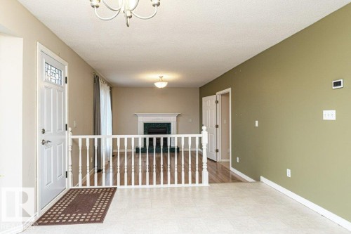 9717 85A Street, Fort Saskatchewan, AB - Indoor Photo Showing Other Room