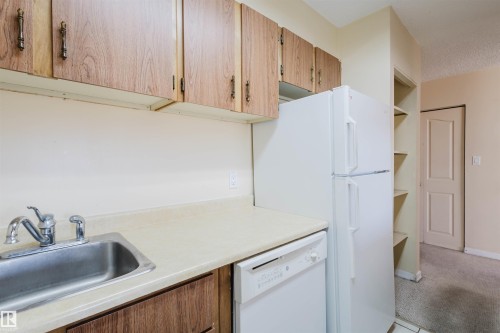 807 12831 66 Street, Edmonton, AB - Indoor