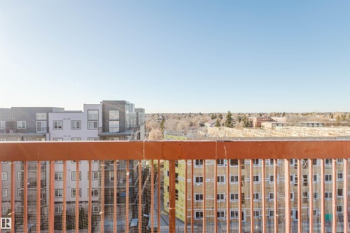 807 12831 66 Street, Edmonton, AB - Outdoor
