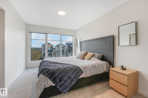 488 38A Street, Edmonton, AB - Indoor Photo Showing Bedroom