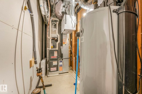 488 38A Street, Edmonton, AB - Indoor Photo Showing Basement