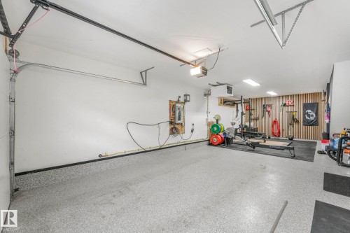 488 38A Street, Edmonton, AB - Indoor Photo Showing Garage