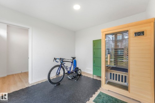 488 38A Street, Edmonton, AB - Indoor Photo Showing Other Room