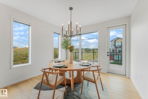 488 38A Street, Edmonton, AB - Indoor Photo Showing Dining Room