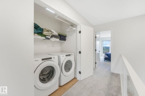 488 38A Street, Edmonton, AB - Indoor Photo Showing Laundry Room