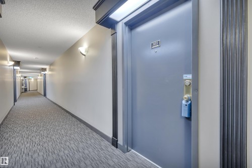 305 10221 111 Street, Edmonton, AB - Indoor Photo Showing Other Room