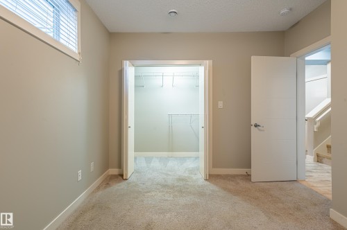 7298 Edgemont Way, Edmonton, AB - Indoor Photo Showing Other Room