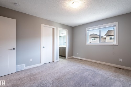 7298 Edgemont Way, Edmonton, AB - Indoor Photo Showing Other Room