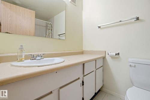 109 2624 Mill Woods Road E, Edmonton, AB - Indoor Photo Showing Bathroom