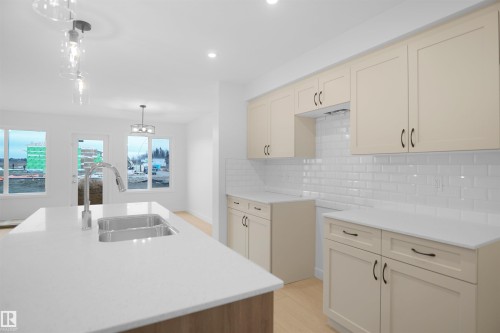 1535 208 Street, Edmonton, AB - Indoor Photo Showing Kitchen With Double Sink
