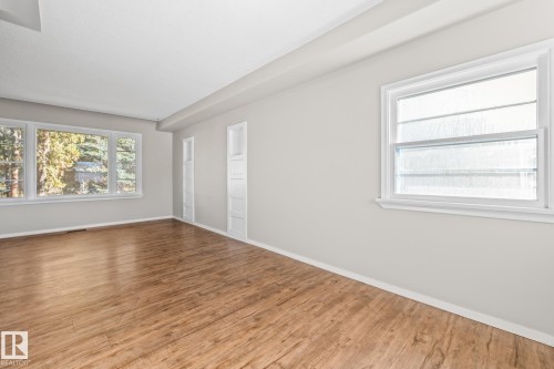 10818 38 Street, Edmonton, AB - Indoor Photo Showing Other Room