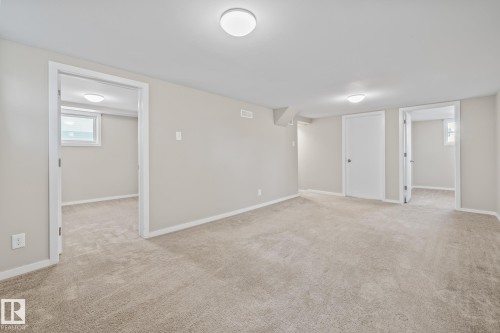 10818 38 Street, Edmonton, AB - Indoor Photo Showing Other Room