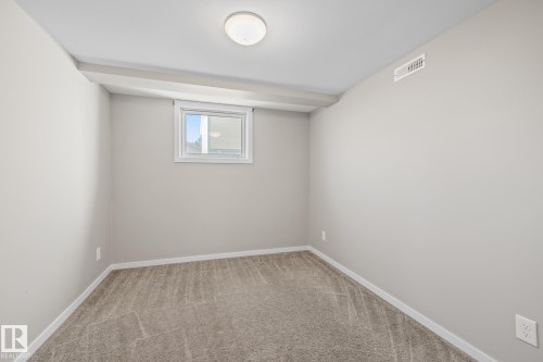 10818 38 Street, Edmonton, AB - Indoor Photo Showing Other Room