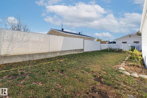 10818 38 Street, Edmonton, AB - Outdoor