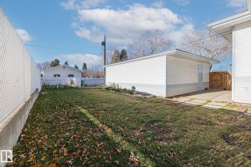 10818 38 Street, Edmonton, AB - Outdoor With Exterior