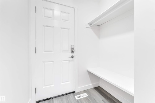 10751 164 Street, Edmonton, AB - Indoor