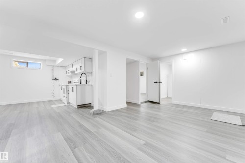 10751 164 Street, Edmonton, AB - Indoor