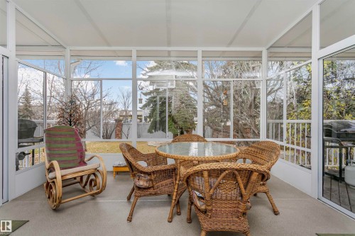 701 Revell Crescent, Edmonton, AB - 