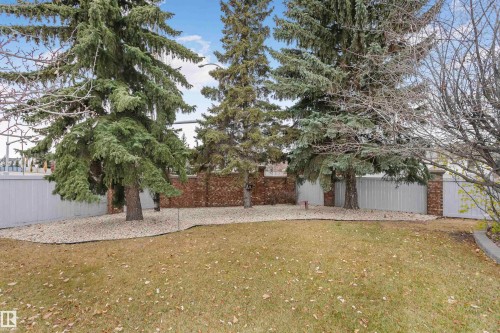 701 Revell Crescent, Edmonton, AB - Outdoor