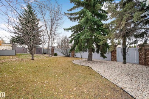 701 Revell Crescent, Edmonton, AB - Outdoor