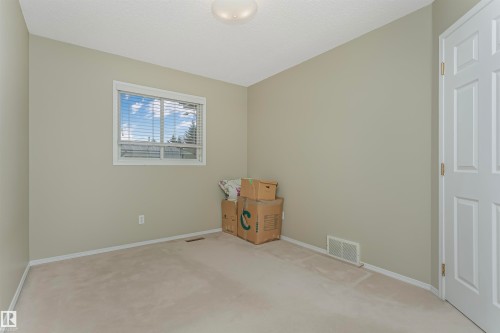 701 Revell Crescent, Edmonton, AB - Indoor Photo Showing Other Room