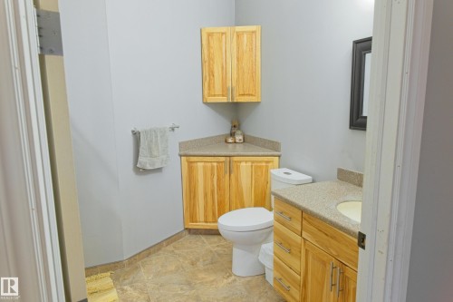 620081 Rge Rd 62, Rural Woodlands County, AB - Indoor Photo Showing Bathroom