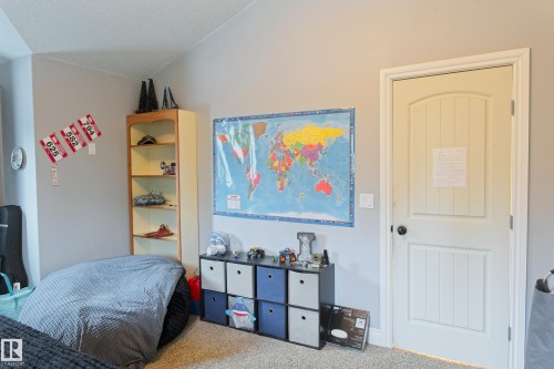 620081 Rge Rd 62, Rural Woodlands County, AB - Indoor Photo Showing Bedroom