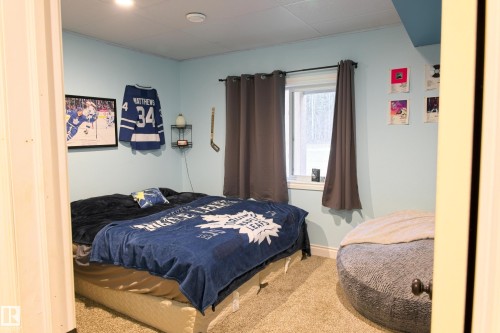 620081 Rge Rd 62, Rural Woodlands County, AB - Indoor Photo Showing Bedroom