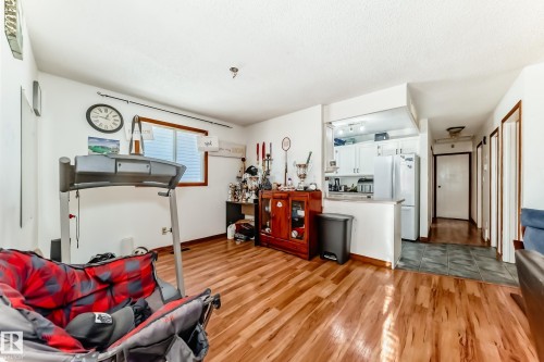 5144 37 Avenue, Edmonton, AB - Indoor