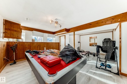 5144 37 Avenue, Edmonton, AB - Indoor