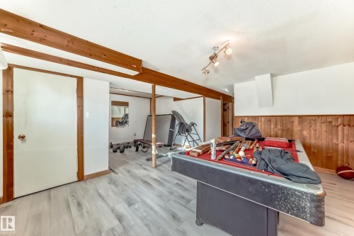 5144 37 Avenue, Edmonton, AB - Indoor Photo Showing Other Room