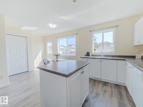 15013 135A Street, Edmonton, AB - Indoor Photo Showing Kitchen