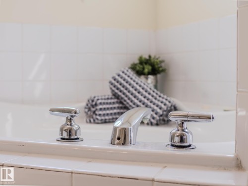 15013 135A Street, Edmonton, AB - Indoor