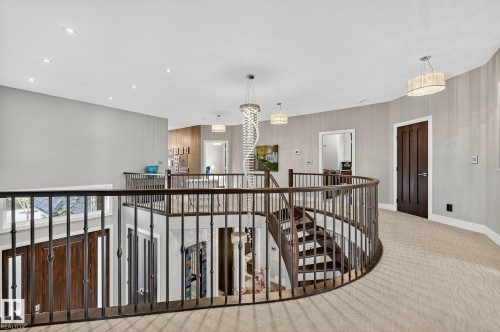 4810 Donsdale Drive, Edmonton, AB - Indoor Photo Showing Other Room