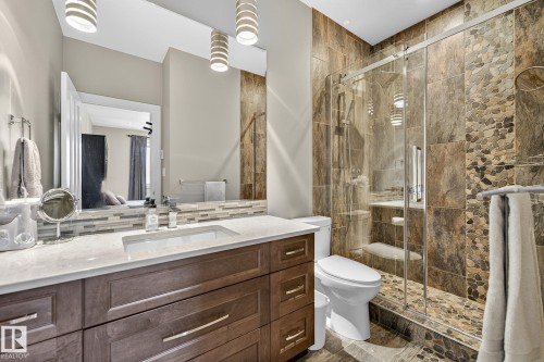 4810 Donsdale Drive, Edmonton, AB - Indoor Photo Showing Bathroom