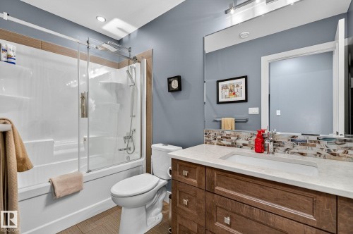 4810 Donsdale Drive, Edmonton, AB - Indoor Photo Showing Bathroom