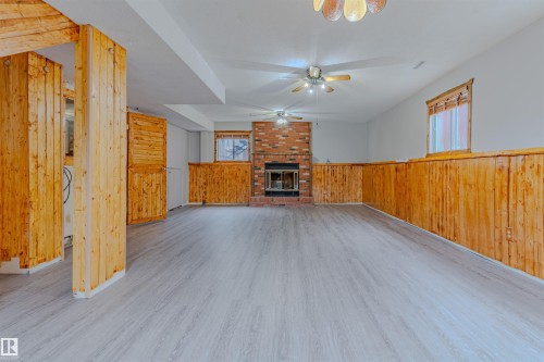 1353 39 Street, Edmonton, AB - Indoor With Fireplace
