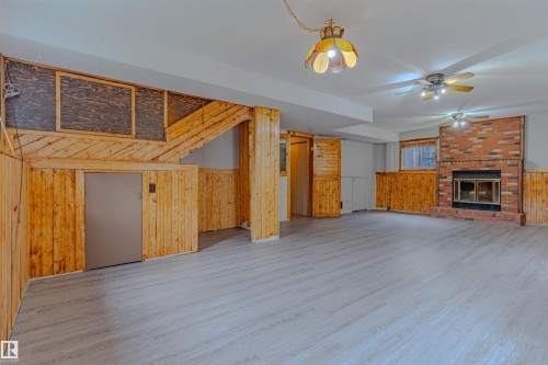 1353 39 Street, Edmonton, AB - Indoor With Fireplace