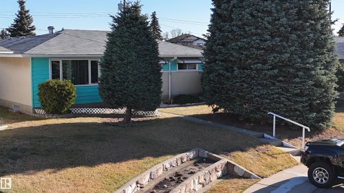 13519 71 Street, Edmonton, AB - Outdoor