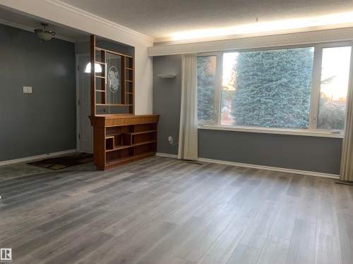13519 71 Street, Edmonton, AB - Indoor Photo Showing Other Room