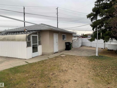 13519 71 Street, Edmonton, AB - Outdoor