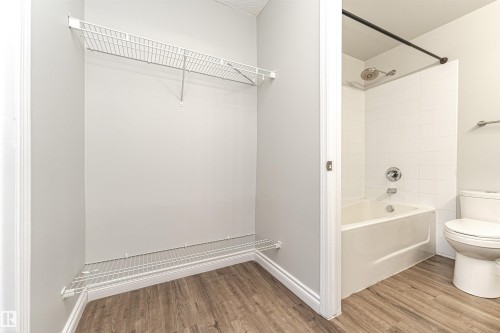 108 2305 35A Avenue, Edmonton, AB - Indoor Photo Showing Bathroom