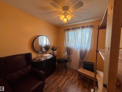 6469 184 Street Nw, Edmonton, AB - Indoor Photo Showing Other Room