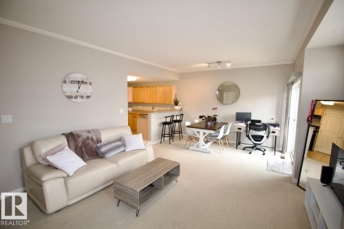 4 1179 Summerside Drive, Edmonton, AB - Indoor Photo Showing Living Room