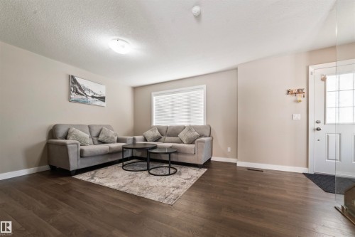 42 7289 South Terwillegar Drive, Edmonton, AB - Indoor Photo Showing Living Room