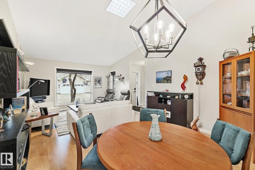 32 9704 165 Street, Edmonton, AB - Indoor Photo Showing Dining Room